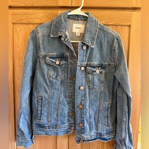 Women’s old navy denim jacket - size small